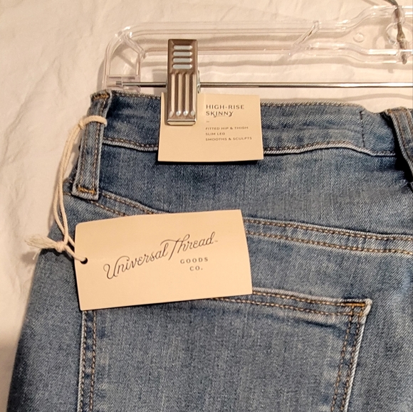 Woman's Jeans - Picture 5 of 5
